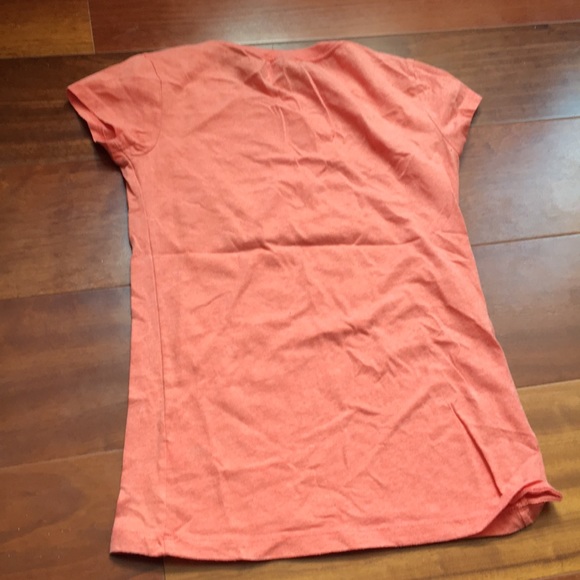 3 Aeropostale t-shirts - Picture 8 of 8